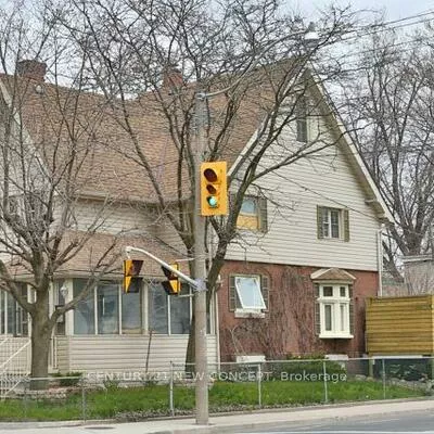 233, Pape, South Riverdale, Toronto