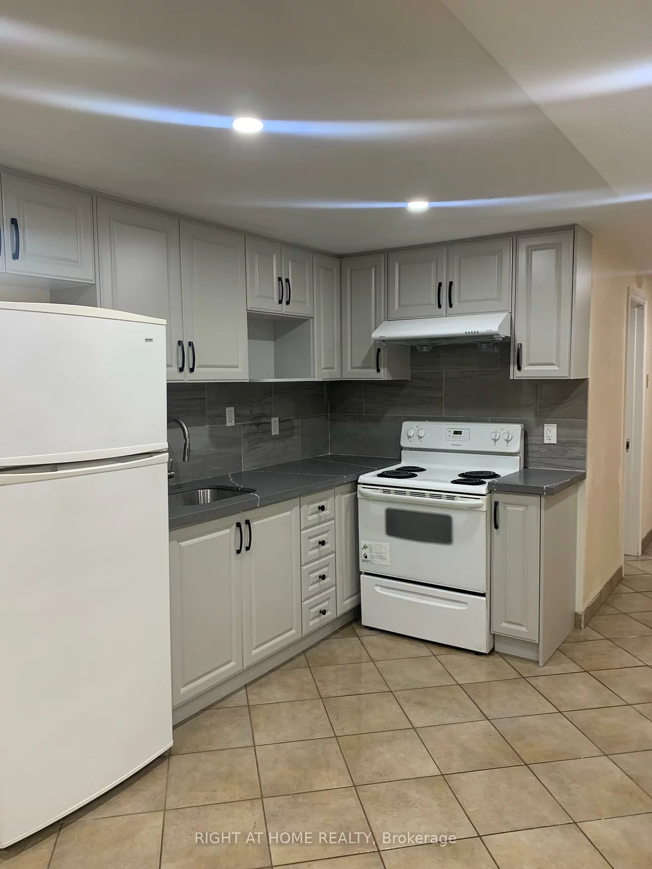 63, Pachino, Wexford-Maryvale, Toronto