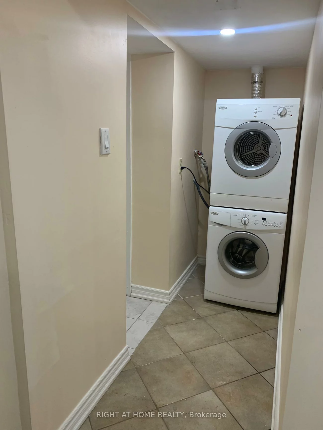 63, Pachino, Wexford-Maryvale, Toronto