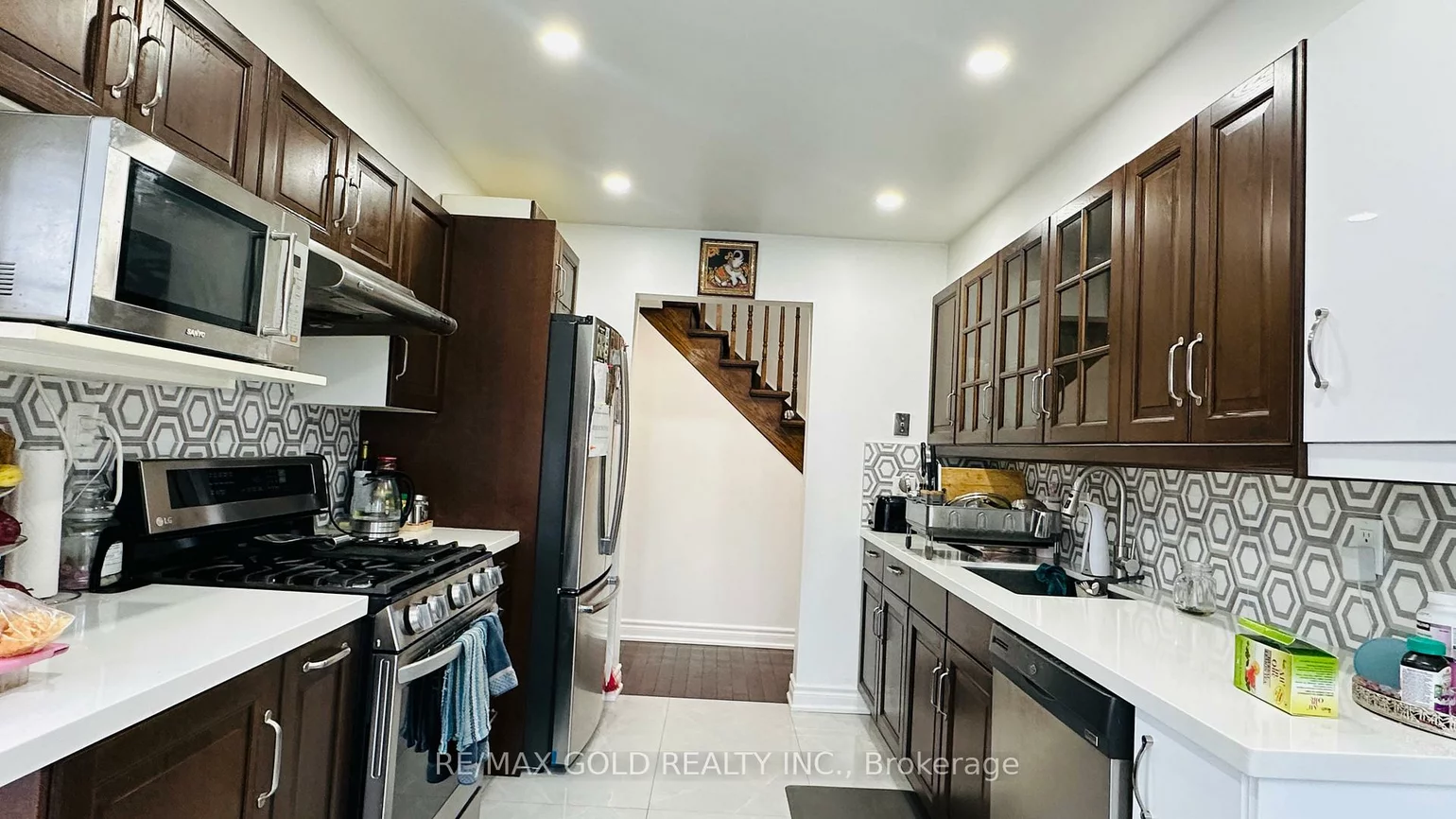 149, Belinda, Steeles, Toronto