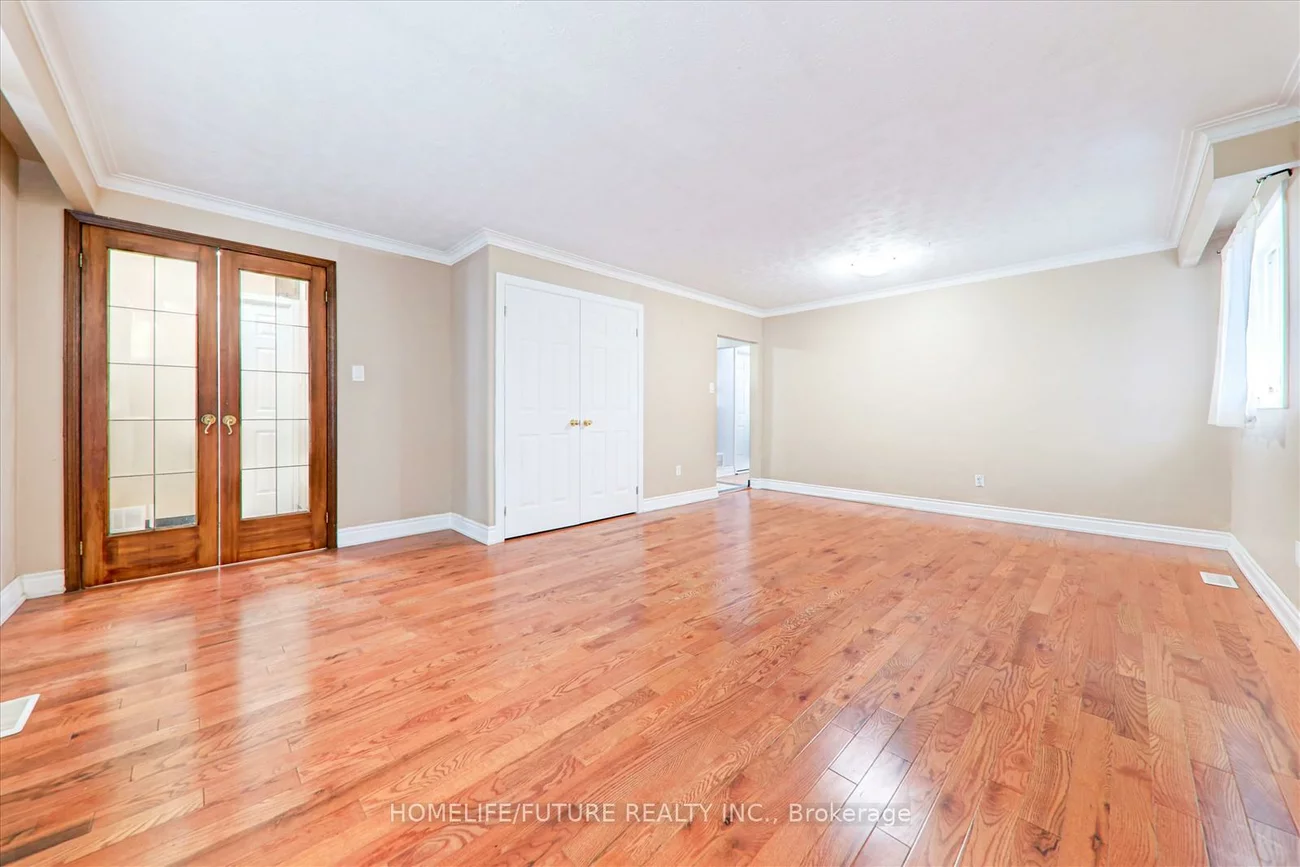 14, Griselda, Woburn, Toronto