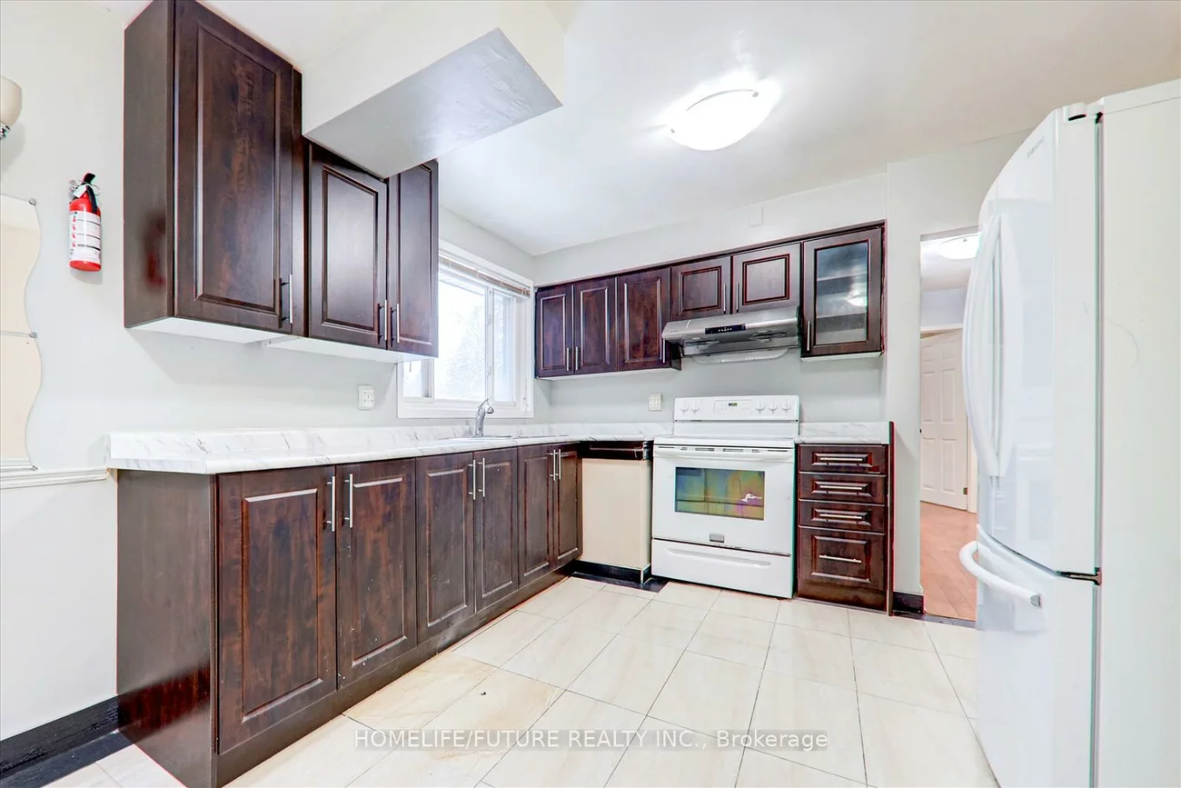 14, Griselda, Woburn, Toronto