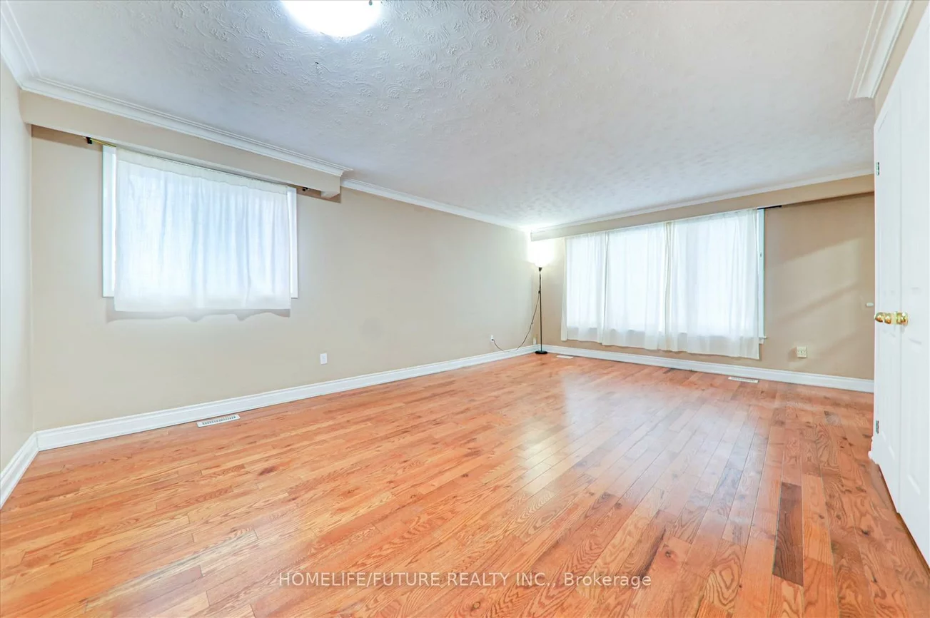 14, Griselda, Woburn, Toronto