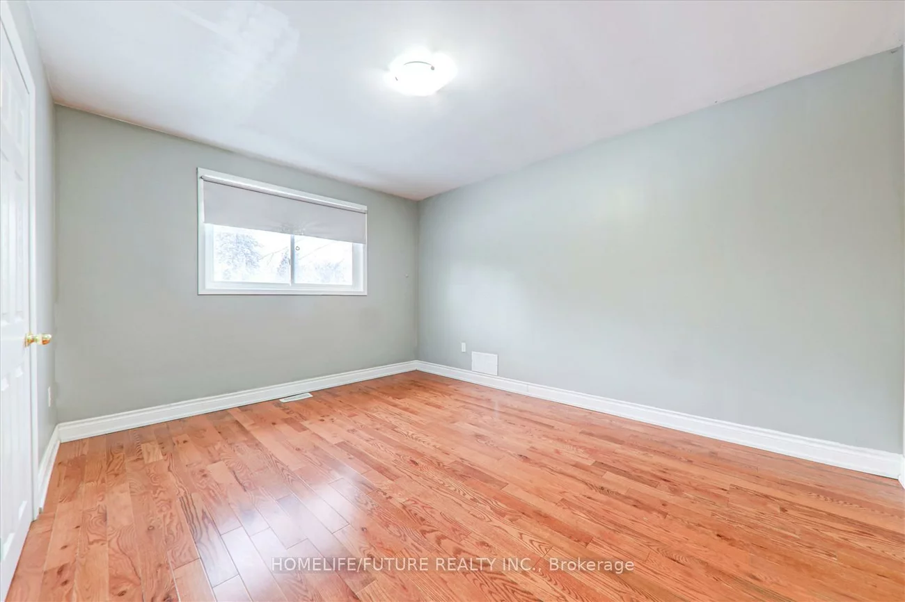 14, Griselda, Woburn, Toronto