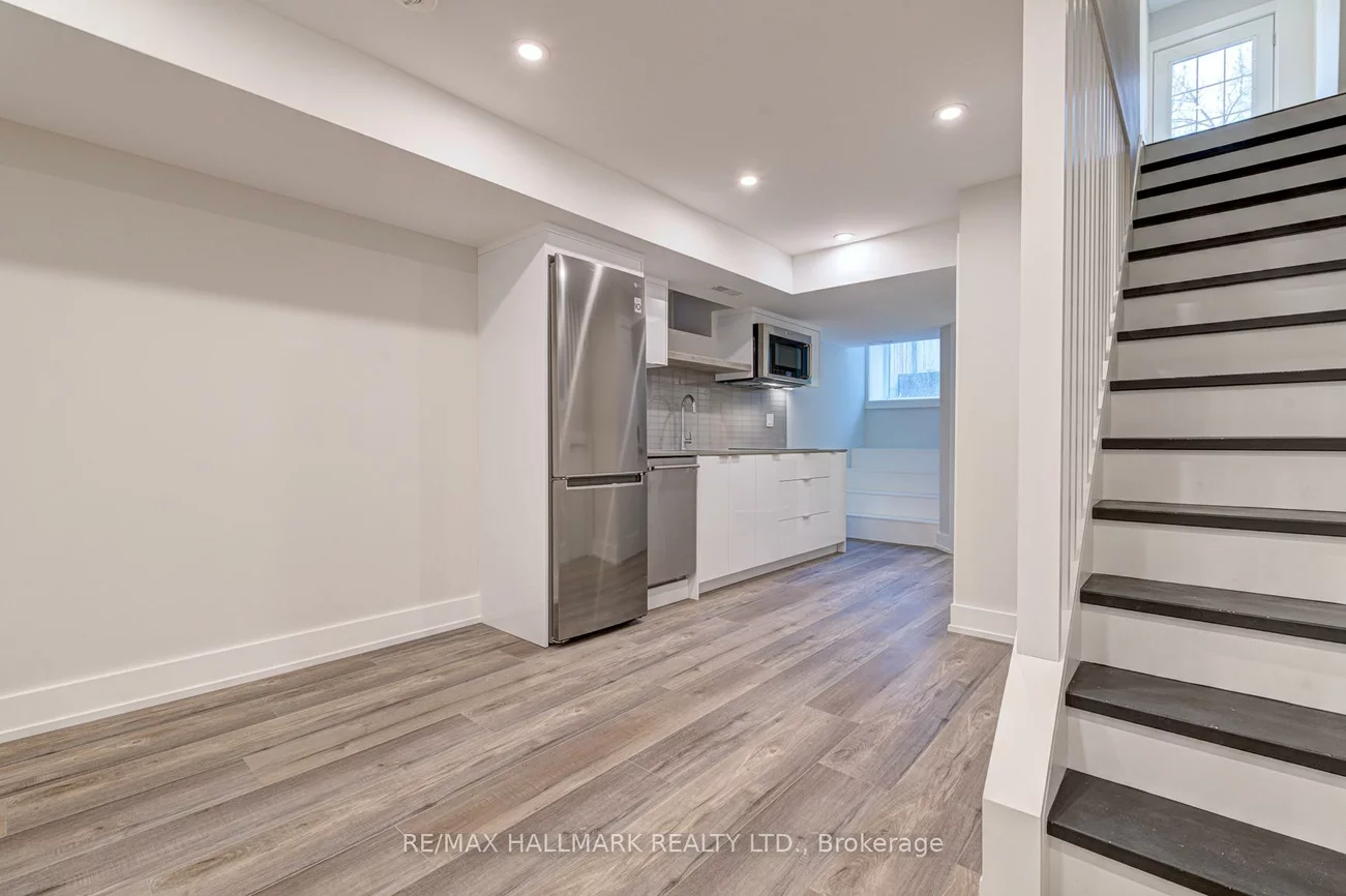924, Broadview, Playter Estates-Danforth, Toronto