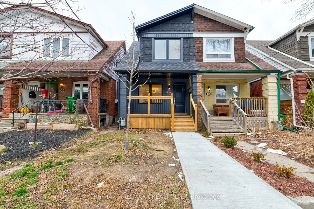 924, Broadview, Playter Estates-Danforth, Toronto