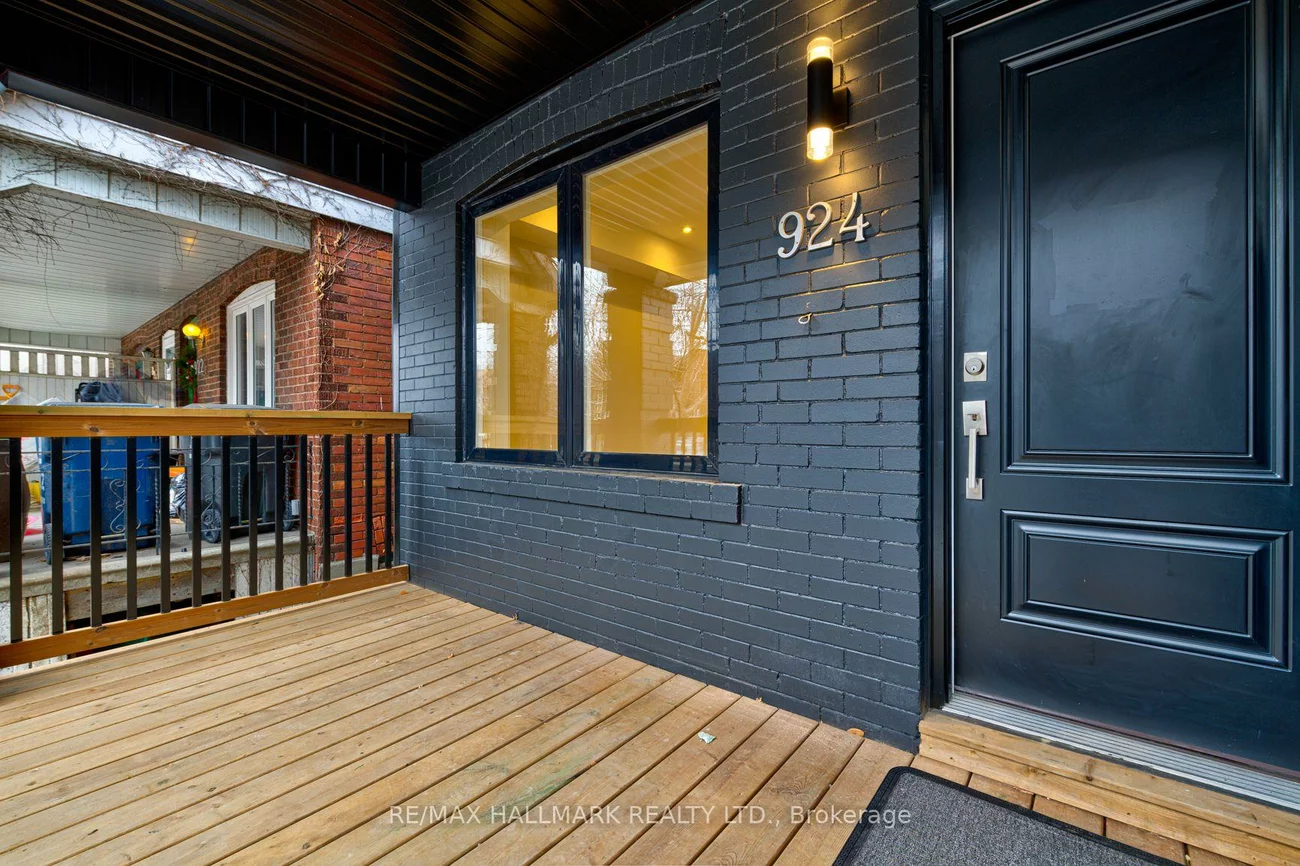 924, Broadview, Playter Estates-Danforth, Toronto