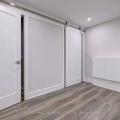924, Broadview, Playter Estates-Danforth, Toronto