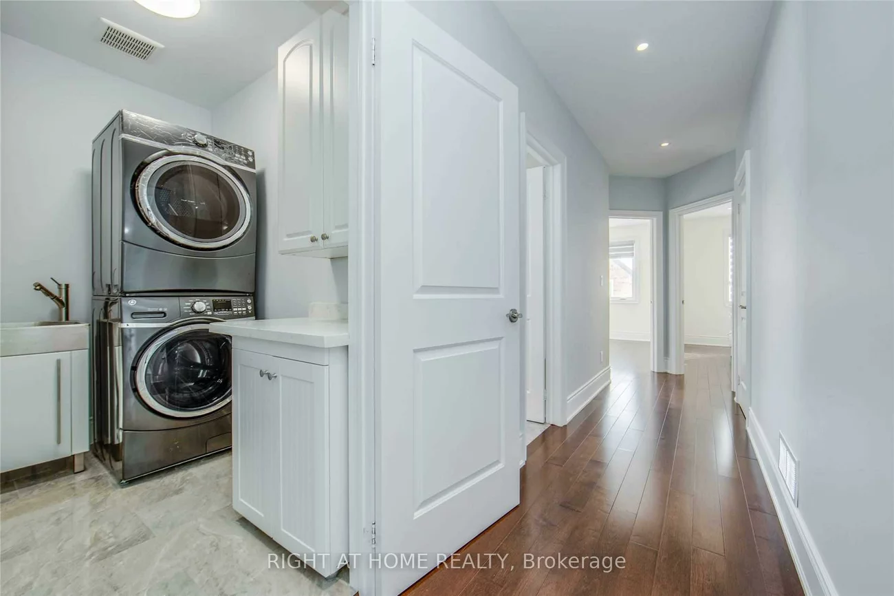 484, Donlands, East York, Toronto