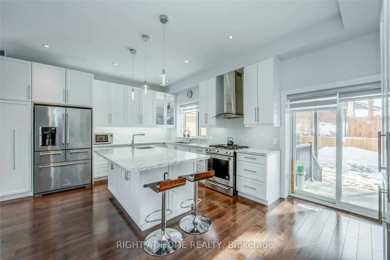 484, Donlands, East York, Toronto