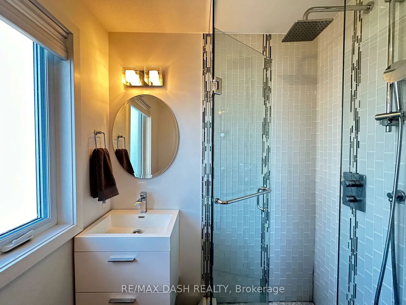 24, Berkshire, South Riverdale, Toronto