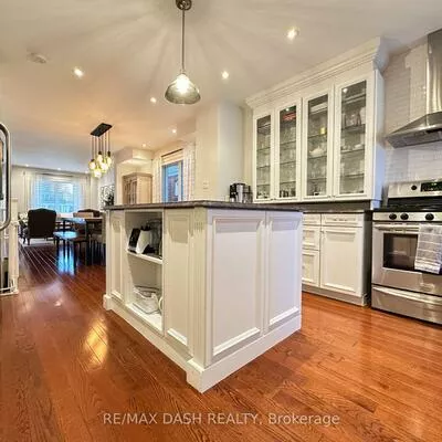 24, Berkshire, South Riverdale, Toronto