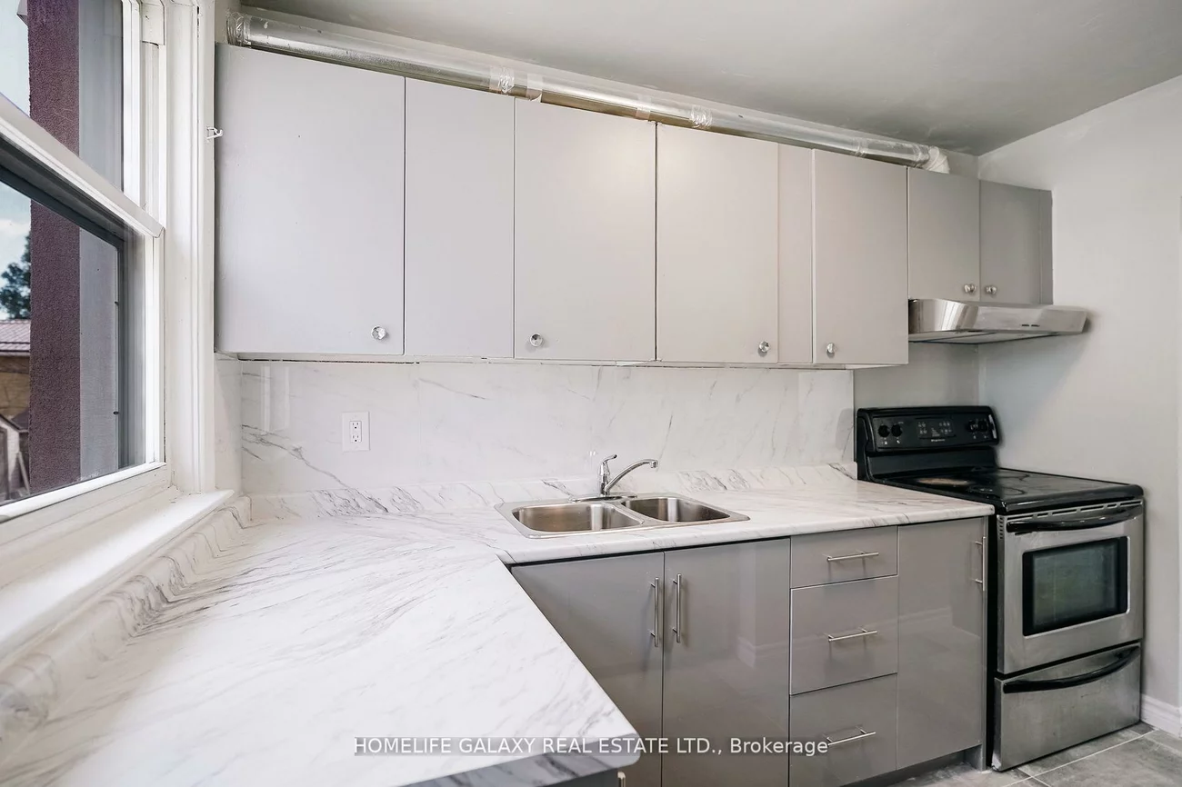 2971, Lawrence, Bendale, Toronto