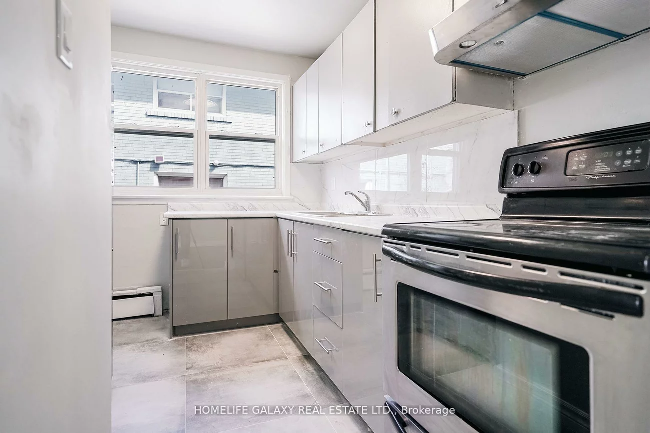 2971, Lawrence, Bendale, Toronto