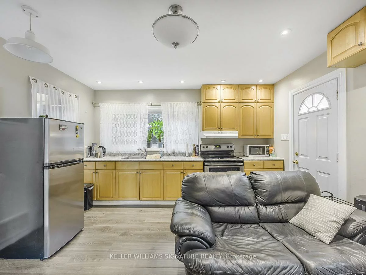 65, Orton Park, Morningside, Toronto