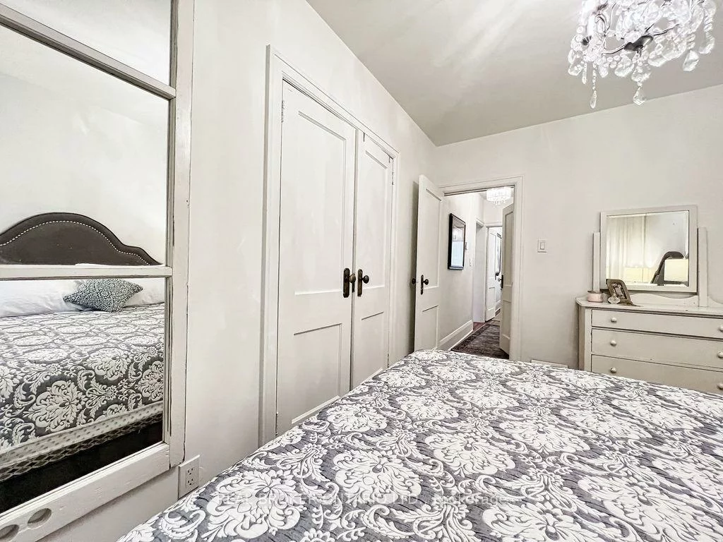 43, Stanhope, Broadview North, Toronto
