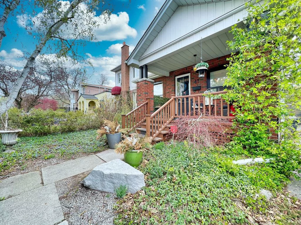 43, Stanhope, Broadview North, Toronto
