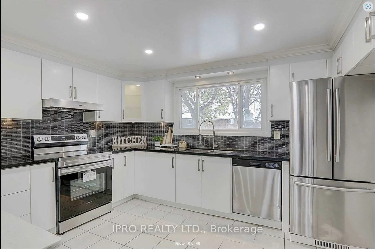 37, Deerbrook, L'Amoreaux, Toronto