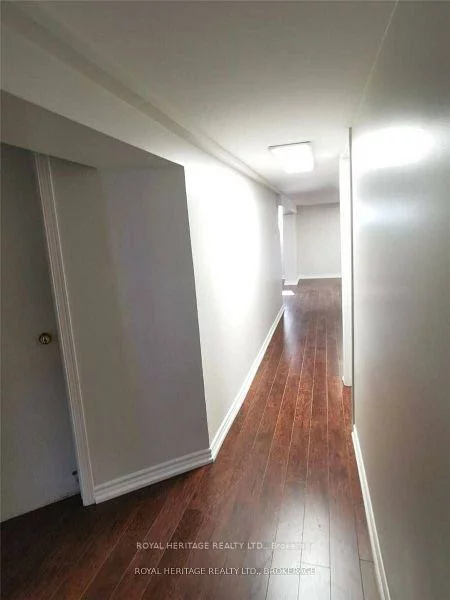 95, Santamonica, Clairlea-Birchmount, Toronto