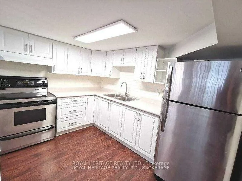 95, Santamonica, Clairlea-Birchmount, Toronto