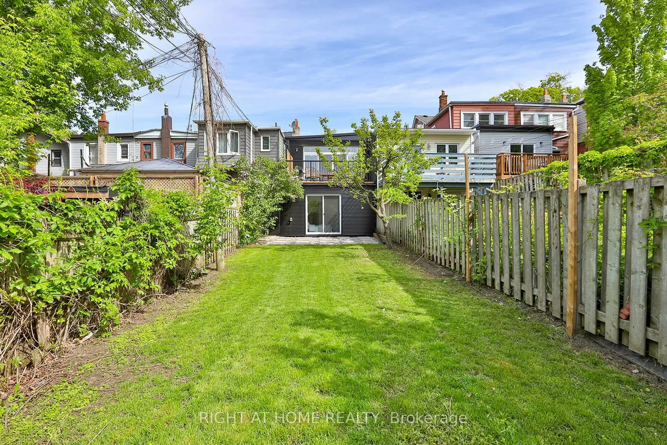 115, Merrill, Woodbine Corridor, Toronto