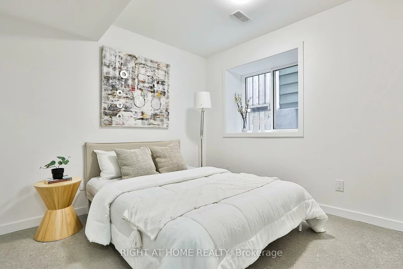 115, Merrill, Woodbine Corridor, Toronto