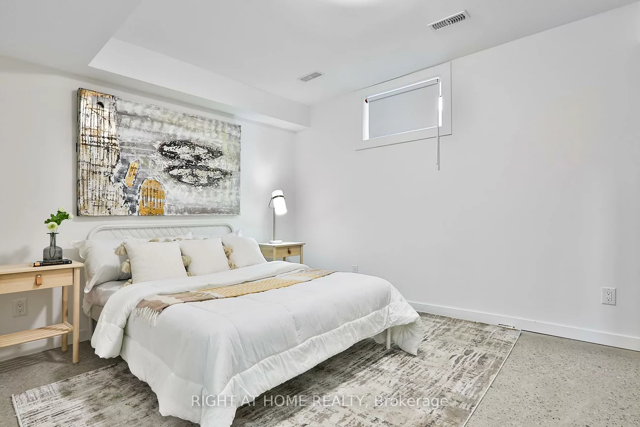 115, Merrill, Woodbine Corridor, Toronto