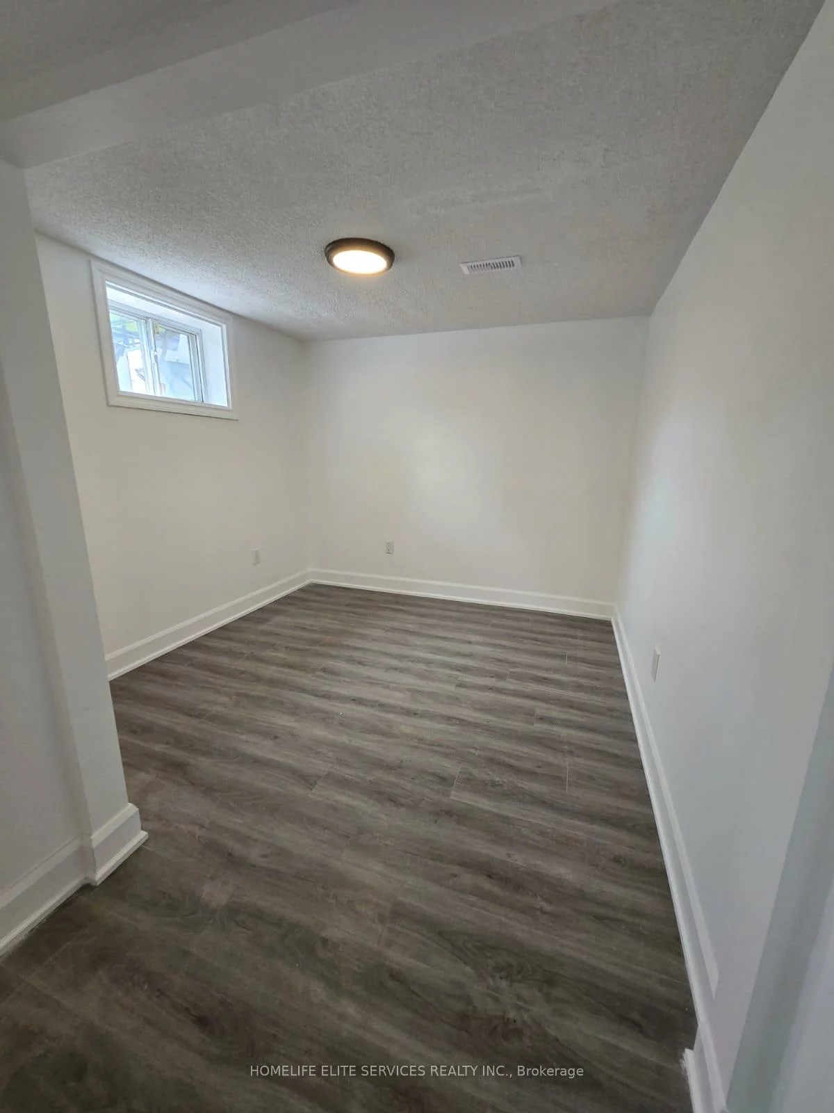 36, Hathway, Bendale, Toronto