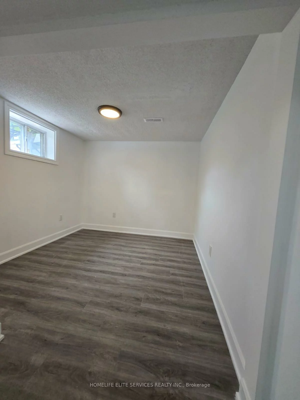 36, Hathway, Bendale, Toronto