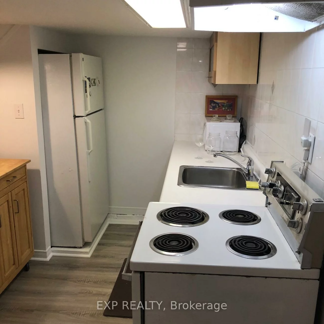 574, Coxwell, Greenwood-Coxwell, Toronto