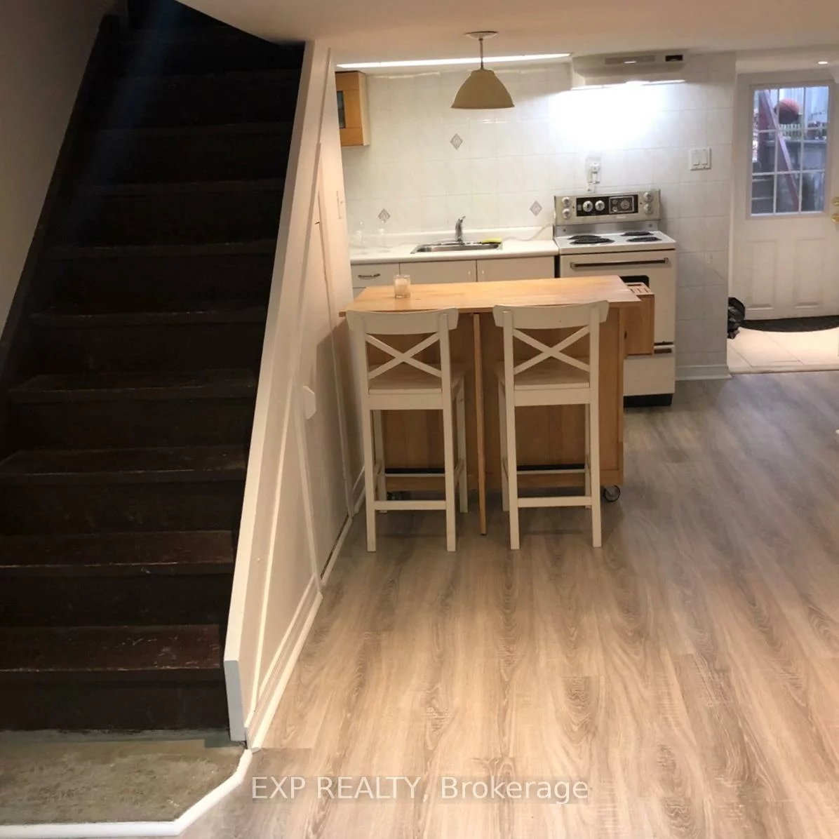 574, Coxwell, Greenwood-Coxwell, Toronto