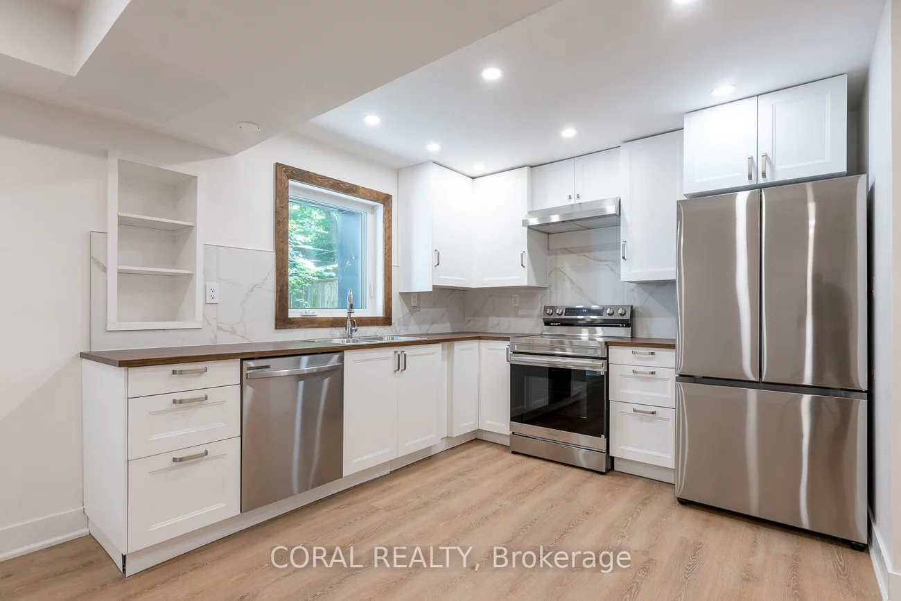 29, Victor, North Riverdale, Toronto