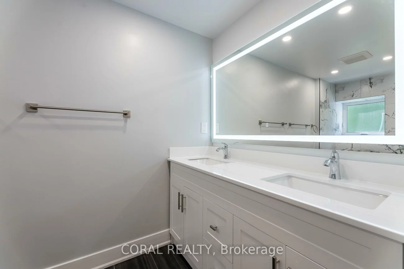 29, Victor, North Riverdale, Toronto