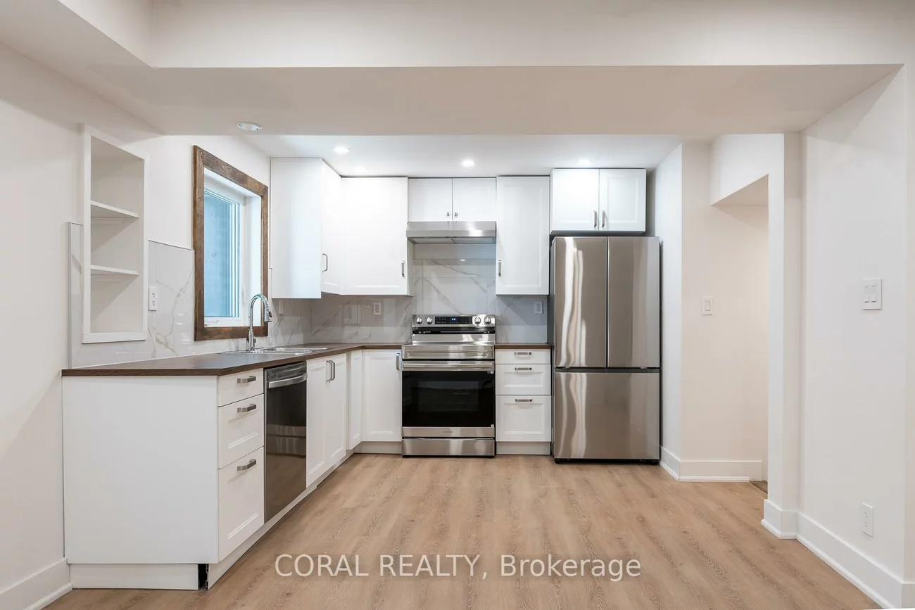 29, Victor, North Riverdale, Toronto