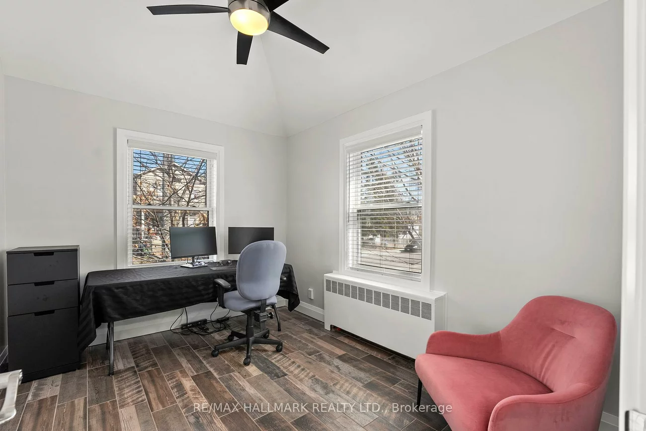 276, King Edward, Woodbine-Lumsden, Toronto