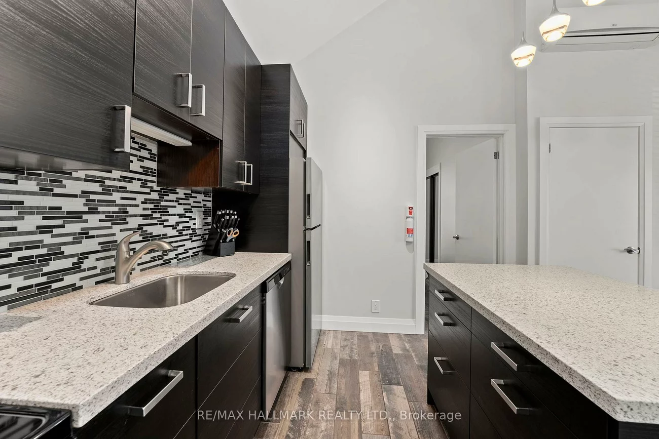 276, King Edward, Woodbine-Lumsden, Toronto