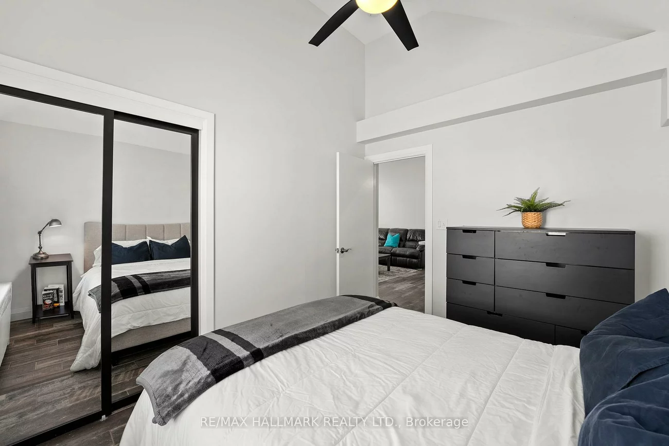 276, King Edward, Woodbine-Lumsden, Toronto