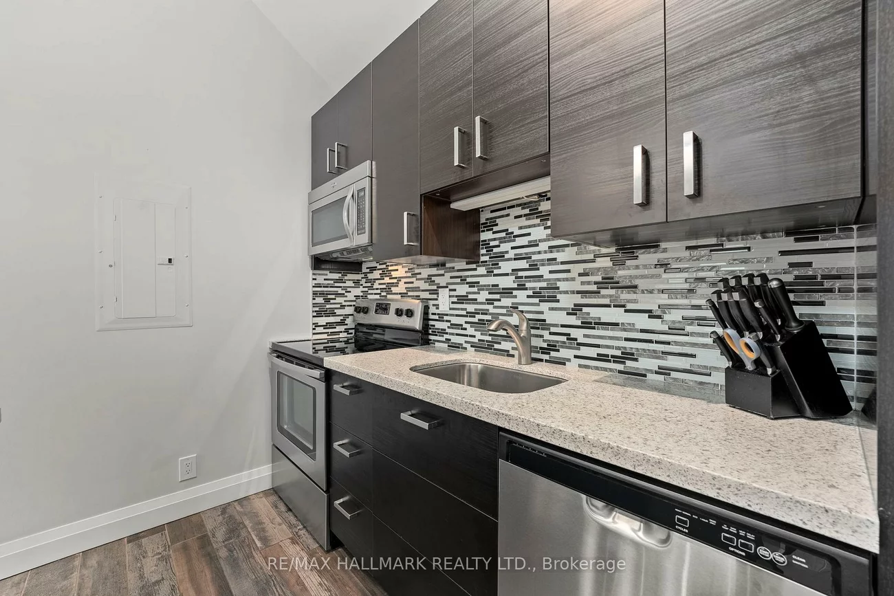 276, King Edward, Woodbine-Lumsden, Toronto