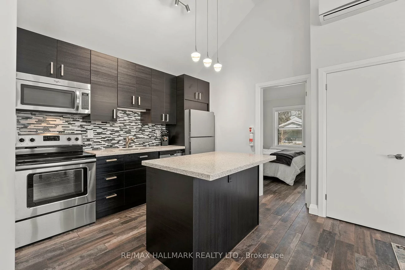 276, King Edward, Woodbine-Lumsden, Toronto