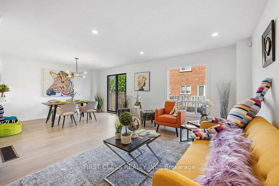 25, Lansbury, Agincourt North, Toronto