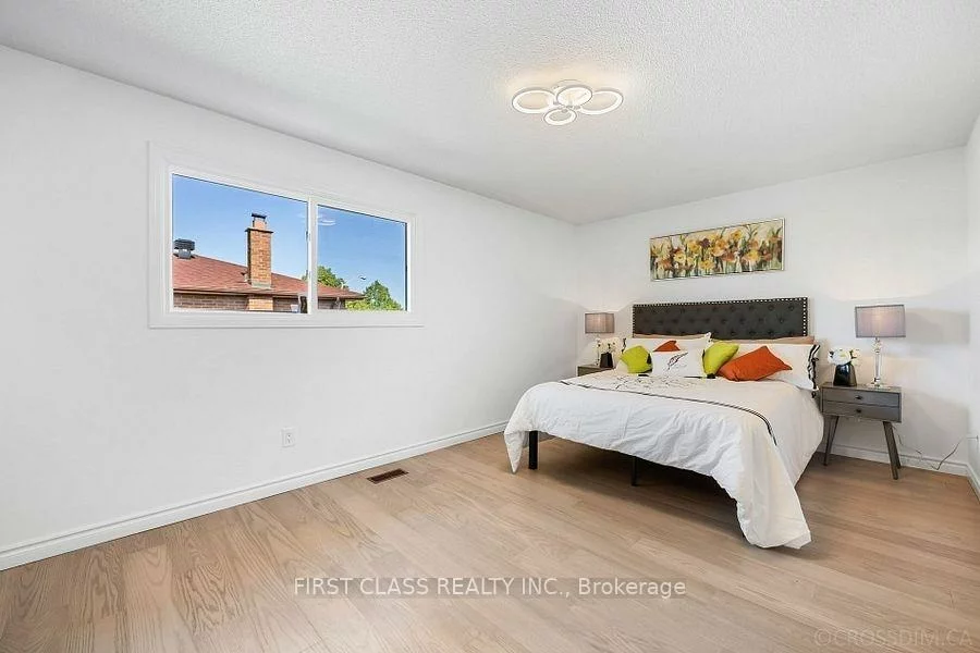 25, Lansbury, Agincourt North, Toronto