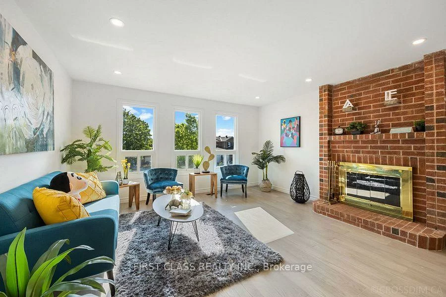 25, Lansbury, Agincourt North, Toronto