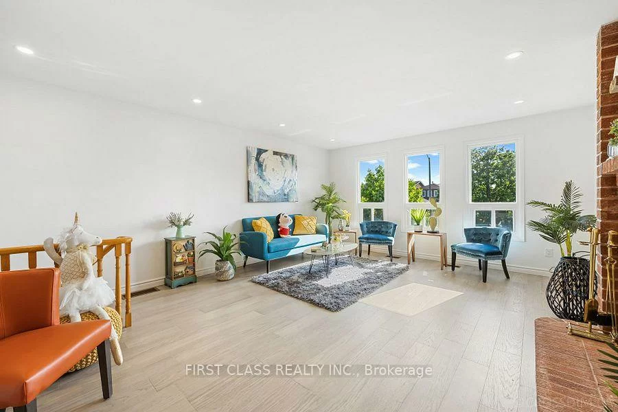 25, Lansbury, Agincourt North, Toronto