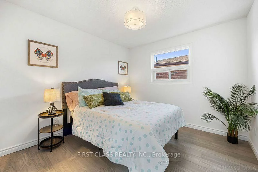 25, Lansbury, Agincourt North, Toronto