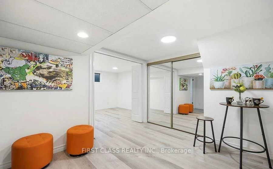 25, Lansbury, Agincourt North, Toronto