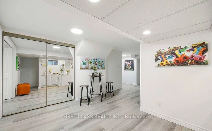 25, Lansbury, Agincourt North, Toronto