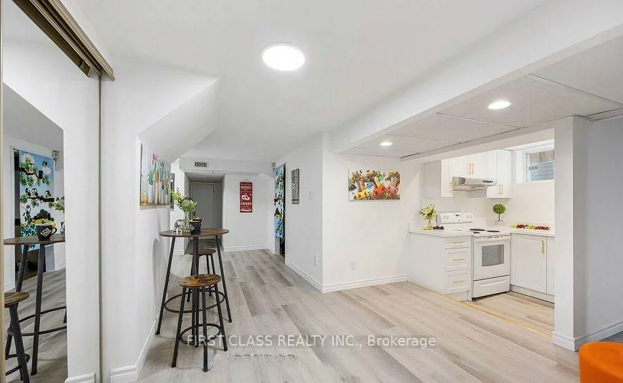 25, Lansbury, Agincourt North, Toronto