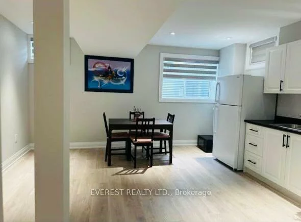 100, Westbourne, Clairlea-Birchmount, Toronto