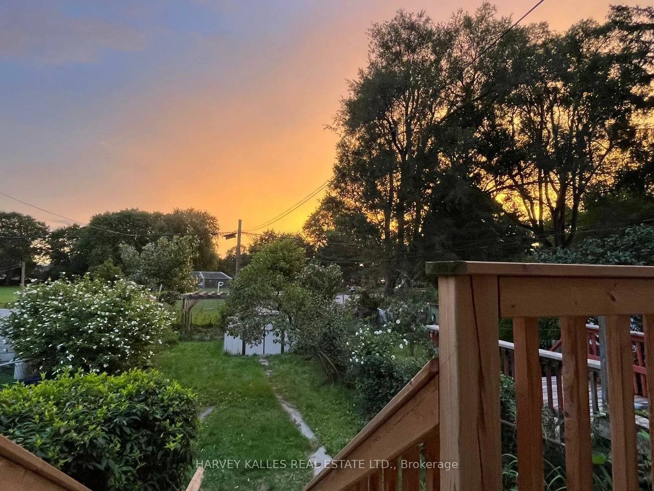 26, Leyton, Oakridge, Toronto