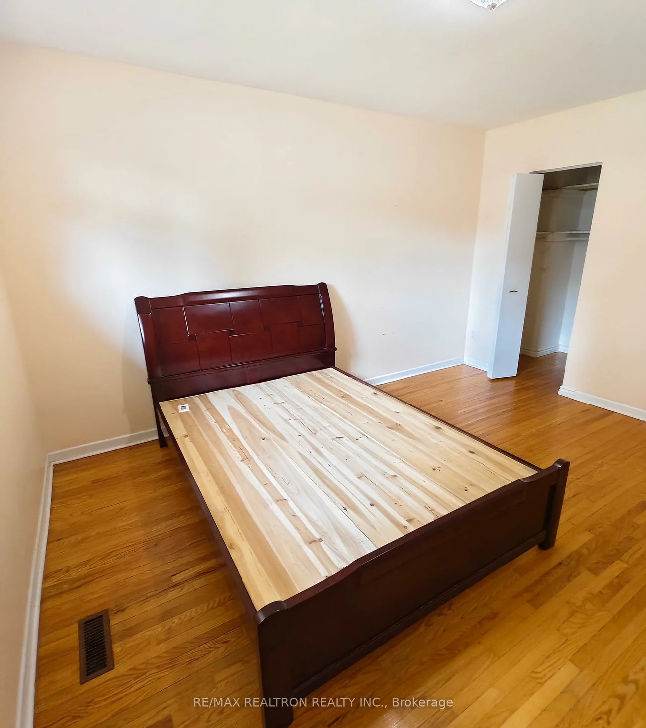 17, Dibgate, Agincourt North, Toronto